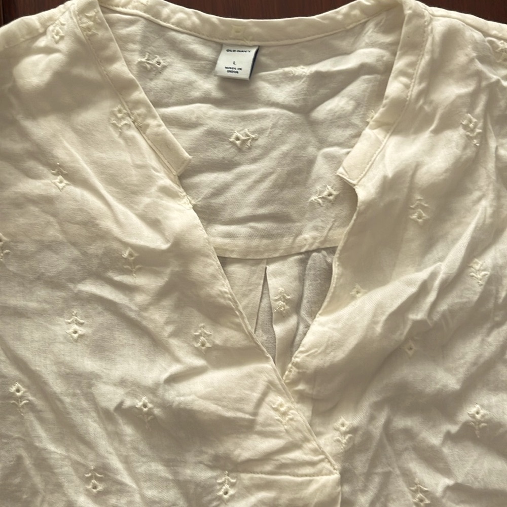 Old Navy Top - Picture 3 of 9